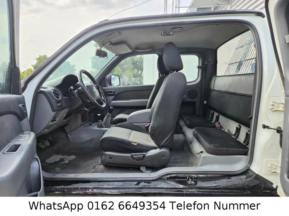 Ford Ranger 2.5 TDCI Pick-Up 4x4 Klima пробіг: 356000 рік: September 2009 Diesel потужність:143 PS коробка: Manuell ціна: 4400 - Фото 6