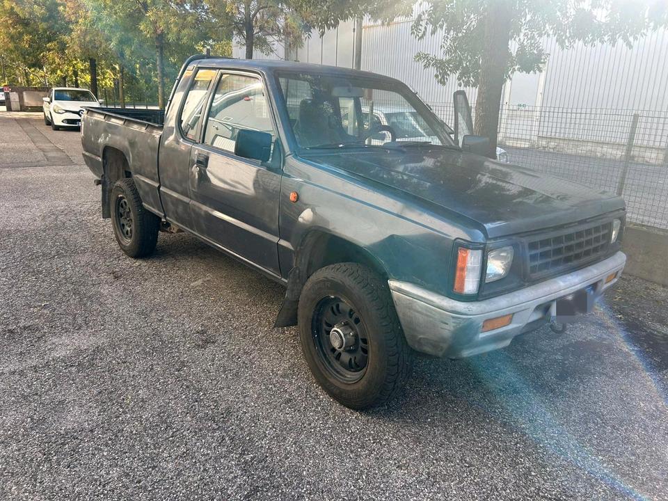 Mitsubishi L200 4x4.1993 2.5 TD пробіг: 298000 рік: Januar 1993 Diesel потужність:87 PS коробка: Manuell ціна: 3800 - Фото 0