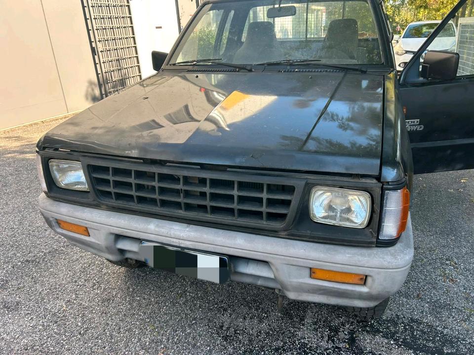 Mitsubishi L200 4x4.1993 2.5 TD пробіг: 298000 рік: Januar 1993 Diesel потужність:87 PS коробка: Manuell ціна: 3800 - Фото 2