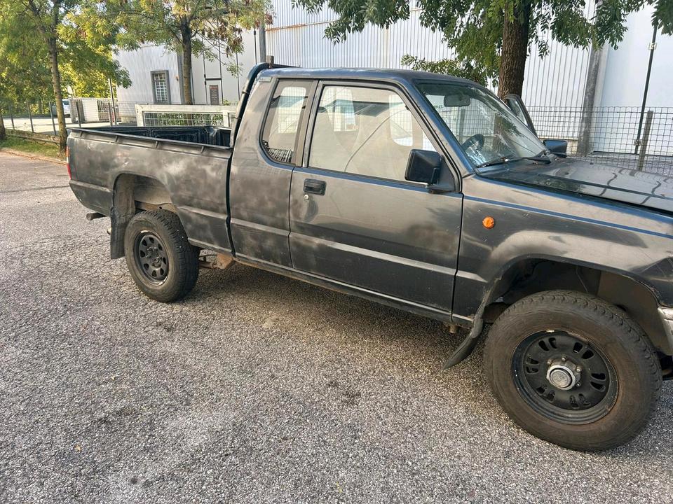 Mitsubishi L200 4x4.1993 2.5 TD пробіг: 298000 рік: Januar 1993 Diesel потужність:87 PS коробка: Manuell ціна: 3800 - Фото 8