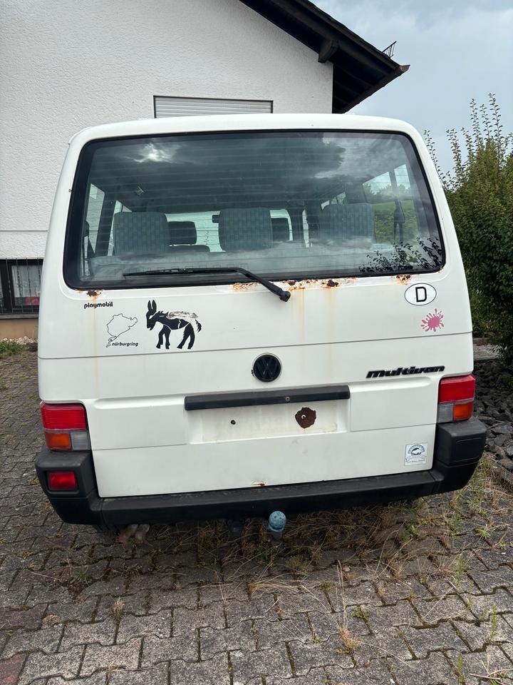 VW T4 Multivan пробіг: 314156 рік: September 1992 Diesel потужність:76 PS коробка: Automatik ціна: 2500 - Фото 2