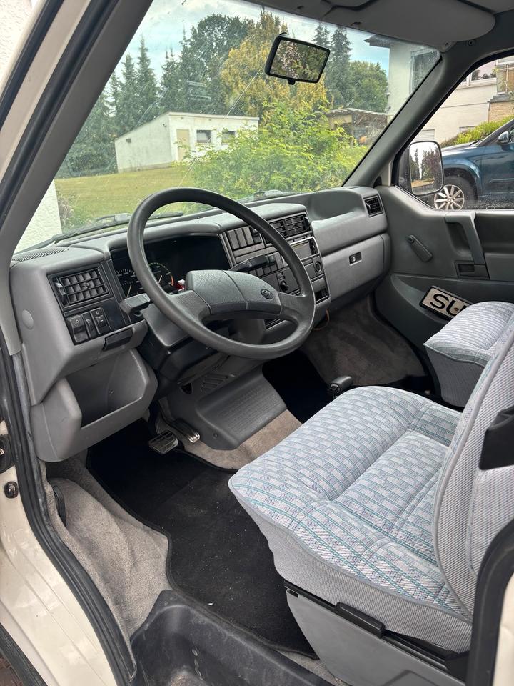 VW T4 Multivan пробіг: 314156 рік: September 1992 Diesel потужність:76 PS коробка: Automatik ціна: 2500 - Фото 3