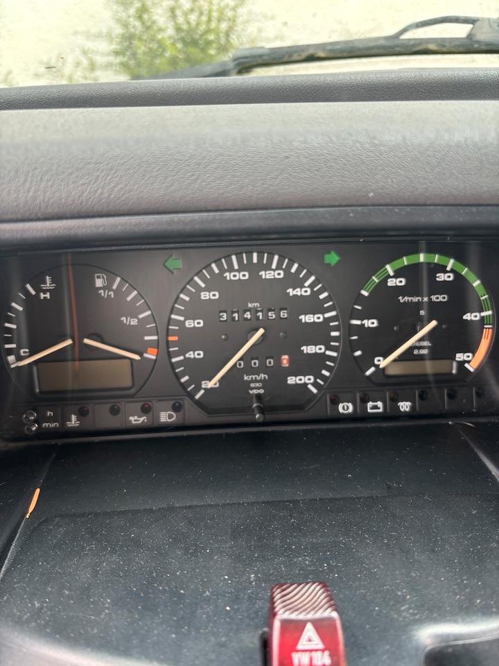 VW T4 Multivan пробіг: 314156 рік: September 1992 Diesel потужність:76 PS коробка: Automatik ціна: 2500 - Фото 4