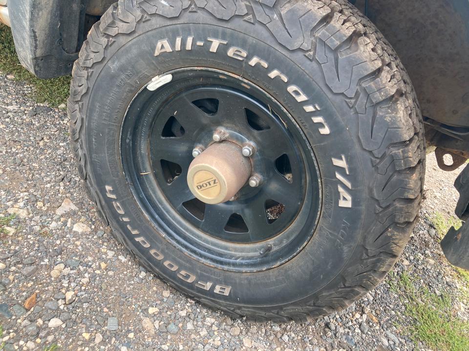 Ford Ranger Pick Up 2.5 mit 143PS Warn Winch Offroadreifen 4x4 пробіг: 183881 рік: Oktober 2008 потужність:143 PS SUV/Geländewagen ціна: 4300 - Фото 12