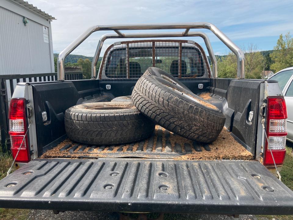 Ford Ranger Pick Up 2.5 mit 143PS Warn Winch Offroadreifen 4x4 пробіг: 183881 рік: Oktober 2008 потужність:143 PS SUV/Geländewagen ціна: 4300 - Фото 13