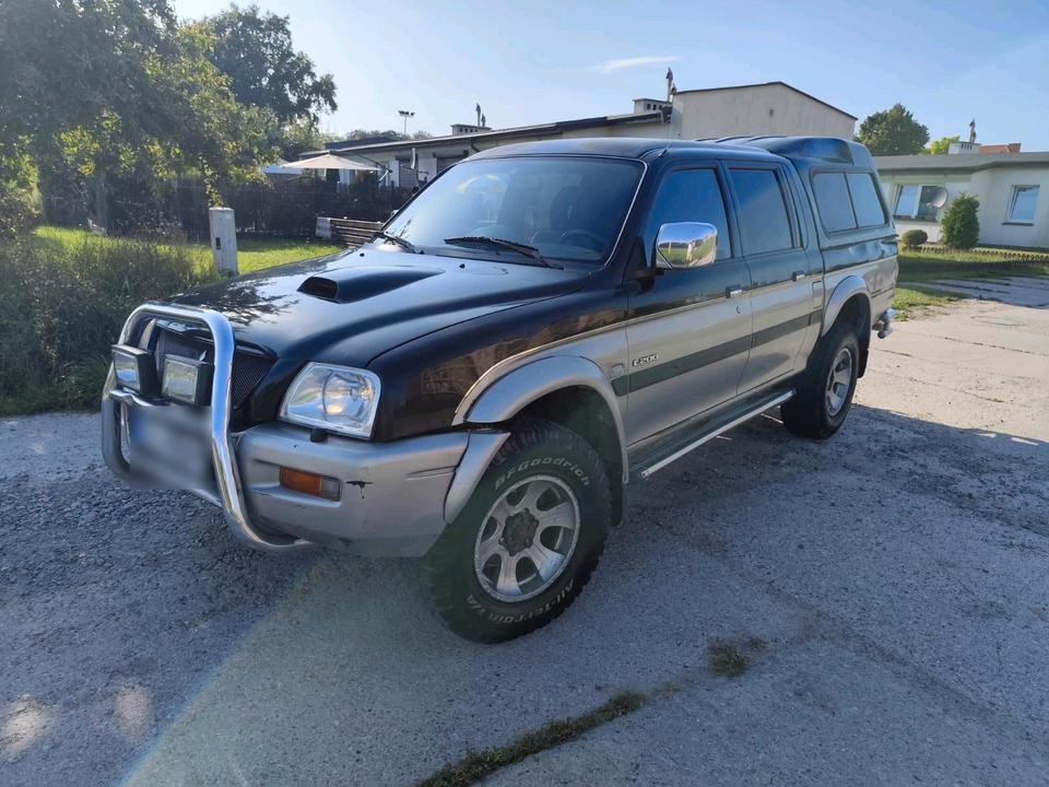 MITSUBISHI L200 DOUBLE CAB 2.5 TD AUTOMATIK пробіг: 384000 рік: Januar 2005 Diesel потужність:133 PS коробка: Automatik ціна: 5000 - Фото 1