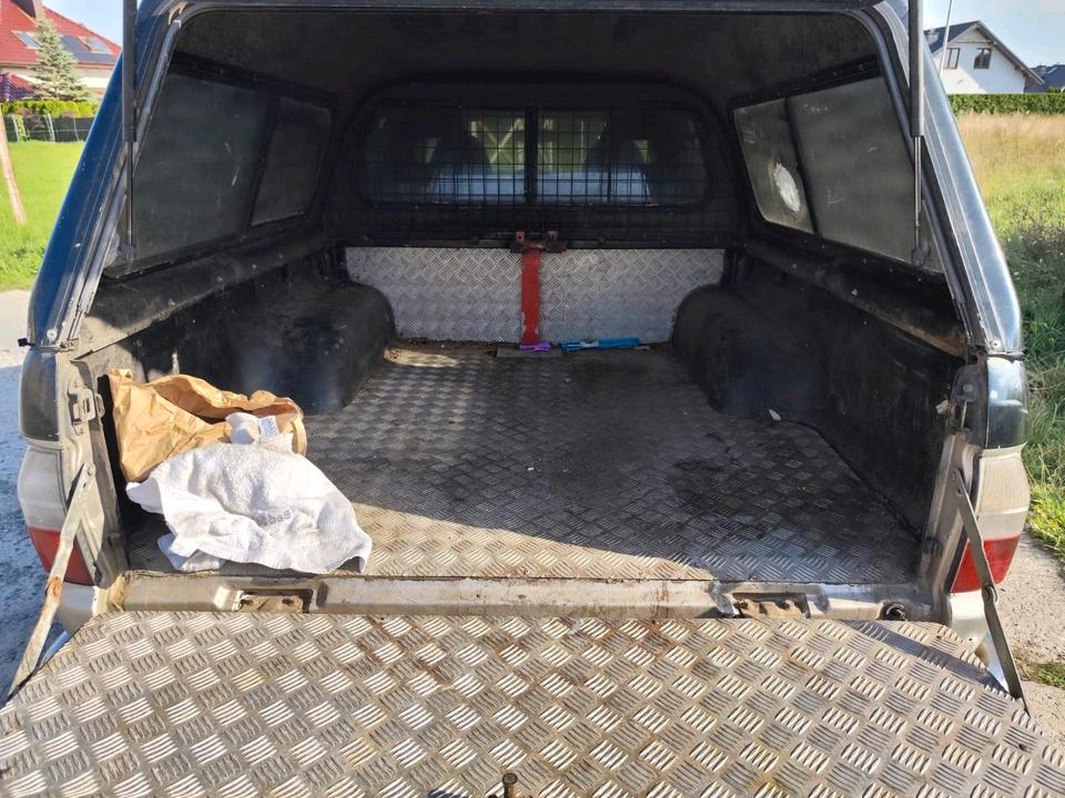 MITSUBISHI L200 DOUBLE CAB 2.5 TD AUTOMATIK пробіг: 384000 рік: Januar 2005 Diesel потужність:133 PS коробка: Automatik ціна: 5000 - Фото 13