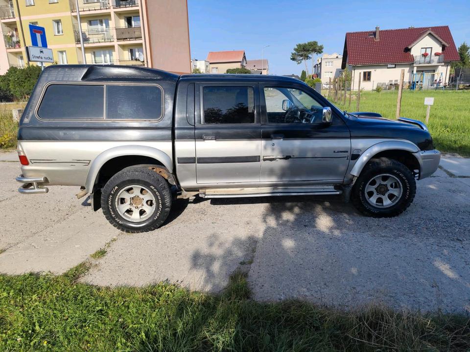 MITSUBISHI L200 DOUBLE CAB 2.5 TD AUTOMATIK пробіг: 384000 рік: Januar 2005 Diesel потужність:133 PS коробка: Automatik ціна: 5000 - Фото 4
