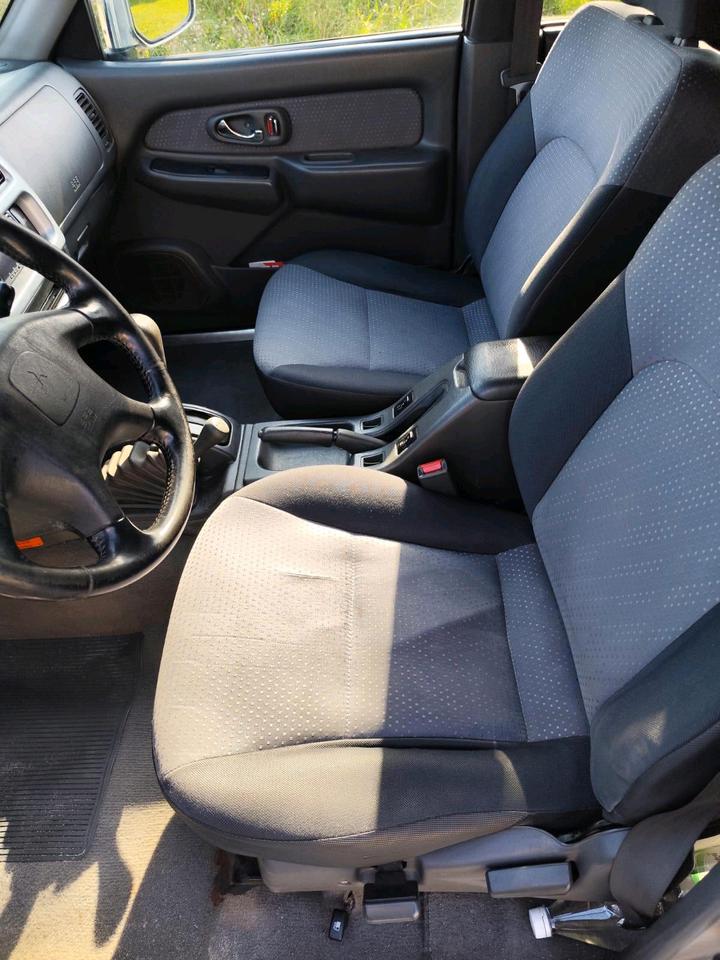 MITSUBISHI L200 DOUBLE CAB 2.5 TD AUTOMATIK пробіг: 384000 рік: Januar 2005 Diesel потужність:133 PS коробка: Automatik ціна: 5000 - Фото 9