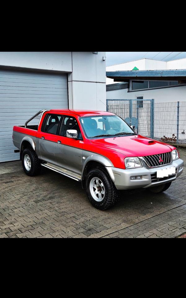 MITSUBISHI L200 L-Reihe пробіг: 105209 рік: August 2005 Diesel потужність:133 PS коробка: Manuell Kombi ціна: 3800 - Фото 0
