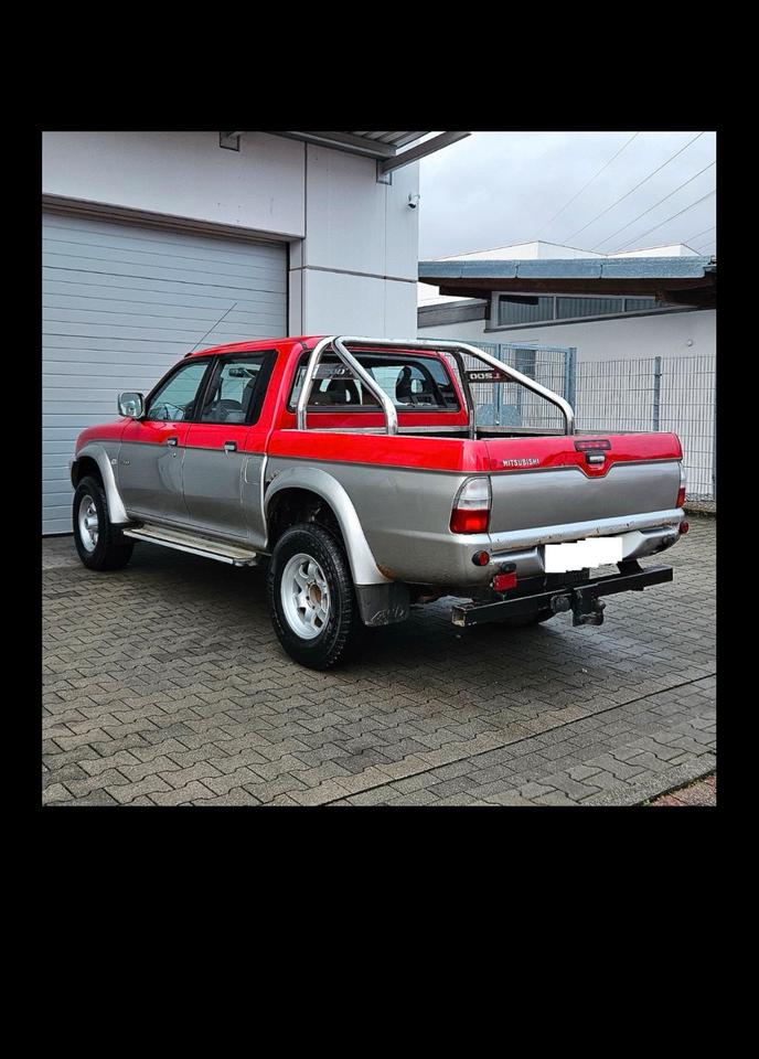 MITSUBISHI L200 L-Reihe пробіг: 105209 рік: August 2005 Diesel потужність:133 PS коробка: Manuell Kombi ціна: 3800 - Фото 1