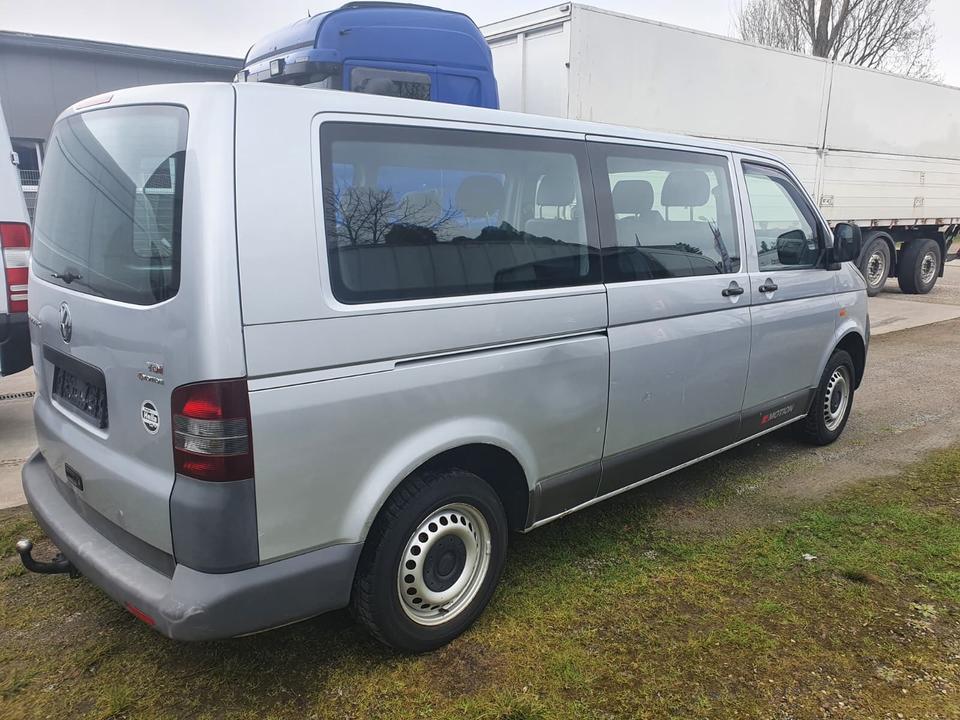 VW T5 4Motion  пробіг: 278000 рік: Dezember 2006 Diesel потужність:130 PS коробка: Manuell ціна: 2400 - Фото 1