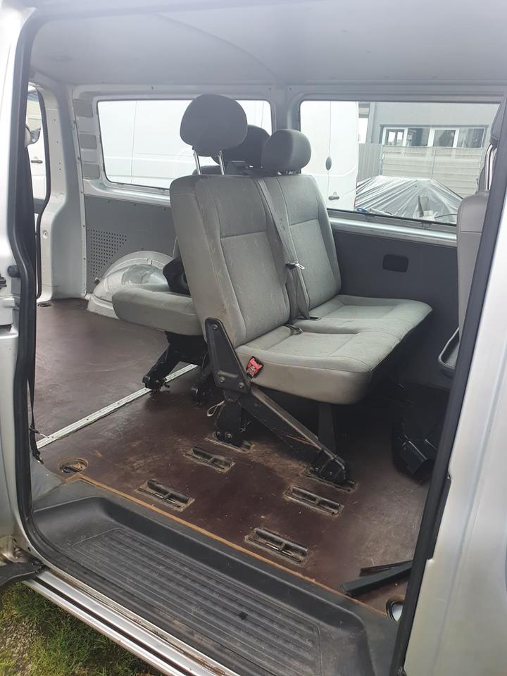 VW T5 4Motion  пробіг: 278000 рік: Dezember 2006 Diesel потужність:130 PS коробка: Manuell ціна: 2400 - Фото 10