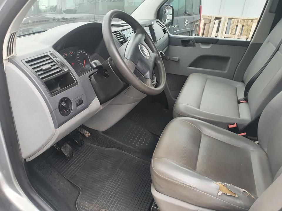 VW T5 4Motion  пробіг: 278000 рік: Dezember 2006 Diesel потужність:130 PS коробка: Manuell ціна: 2400 - Фото 4