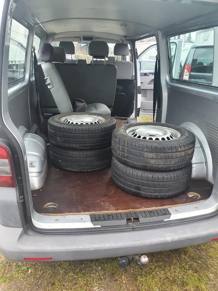 VW T5 4Motion  пробіг: 278000 рік: Dezember 2006 Diesel потужність:130 PS коробка: Manuell ціна: 2400 - Фото 8