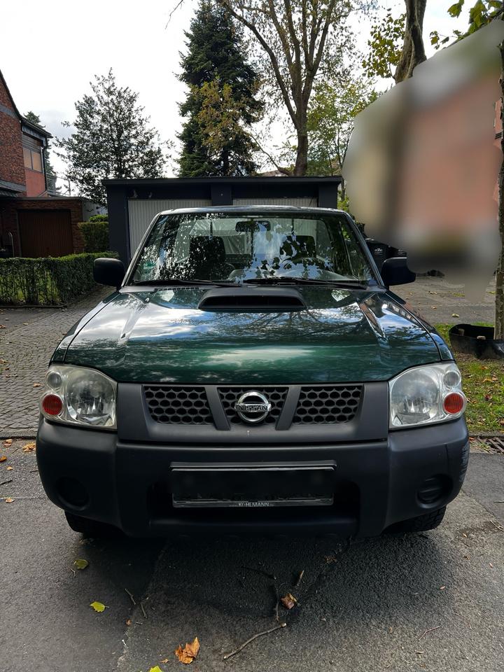 Nissan NP300 King Cab  4x4 4WD Navara Pick-UP Einwandfrei пробіг: 223000 Unbeschädigtes Fahrzeug рік: März 2009 Diesel потужність:132 PS коробка: Manuell ціна: 4750 - Фото 1