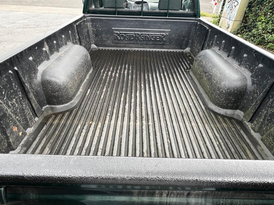 Nissan NP300 King Cab  4x4 4WD Navara Pick-UP Einwandfrei пробіг: 223000 Unbeschädigtes Fahrzeug рік: März 2009 Diesel потужність:132 PS коробка: Manuell ціна: 4750 - Фото 9