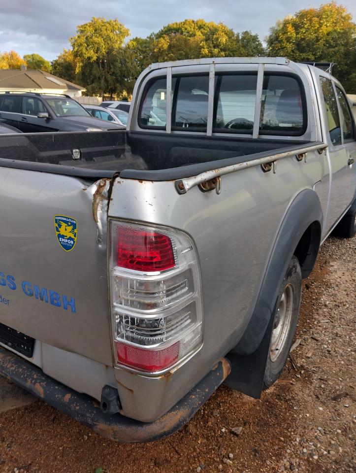 Ford Ranger 4x4 пробіг: 237000 рік: Februar 2011 Diesel потужність:143 PS коробка: Manuell ціна: 3200 - Фото 9