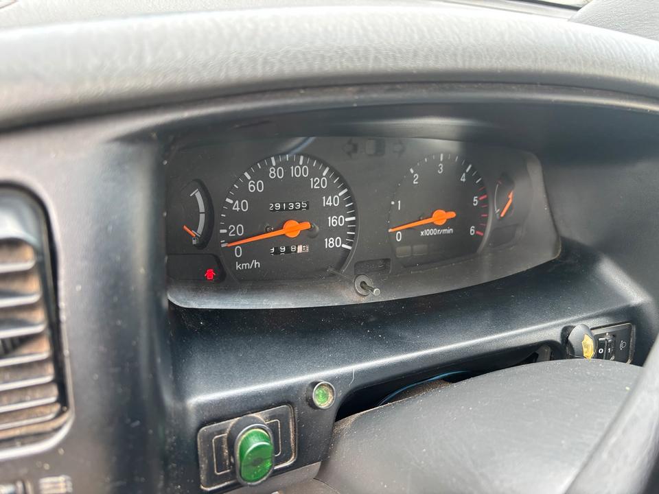 Mitsubishi L200 2.5 Diesel пробіг: 292000 рік: Juli 2000 Diesel потужність:105 PS коробка: Manuell ціна: 5500 - Фото 13