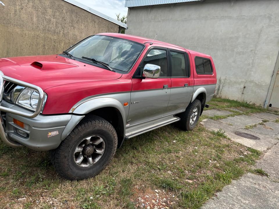 Mitsubishi L200 2.5 Diesel пробіг: 292000 рік: Juli 2000 Diesel потужність:105 PS коробка: Manuell ціна: 5500 - Фото 17