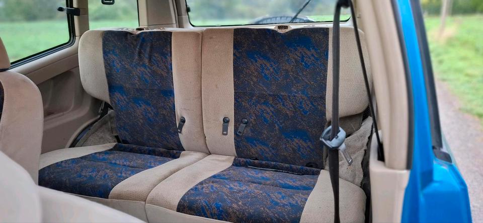 Nissan Terrano II R20 2.4 Benzin 4x4 пробіг: 130000 рік: Juni 2000 Benzin потужність:116 PS коробка: Manuell ціна: 3650 - Фото 14