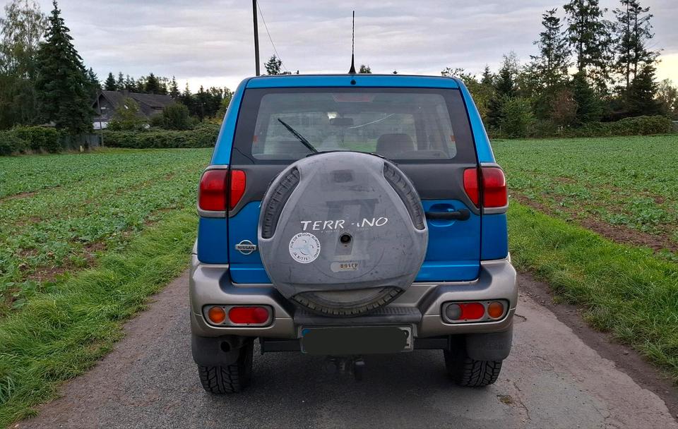 Nissan Terrano II R20 2.4 Benzin 4x4 пробіг: 130000 рік: Juni 2000 Benzin потужність:116 PS коробка: Manuell ціна: 3650 - Фото 3