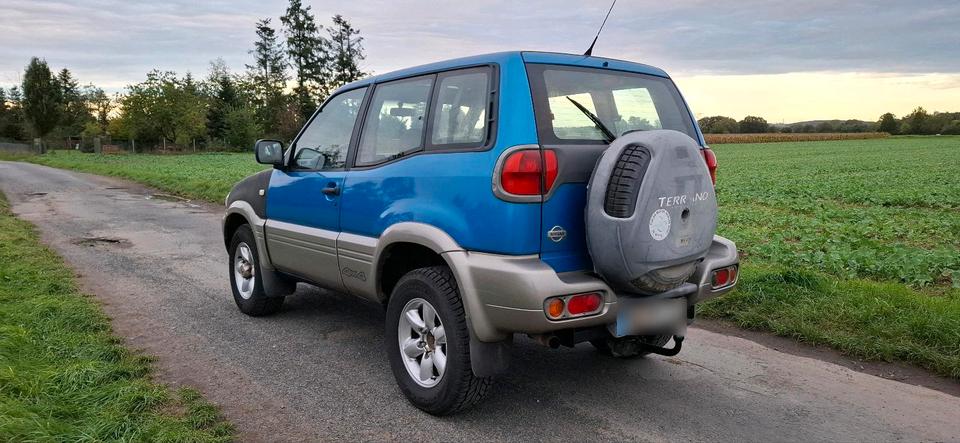 Nissan Terrano II R20 2.4 Benzin 4x4 пробіг: 130000 рік: Juni 2000 Benzin потужність:116 PS коробка: Manuell ціна: 3650 - Фото 5