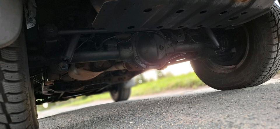 Nissan Terrano II R20 2.4 Benzin 4x4 пробіг: 130000 рік: Juni 2000 Benzin потужність:116 PS коробка: Manuell ціна: 3650 - Фото 7