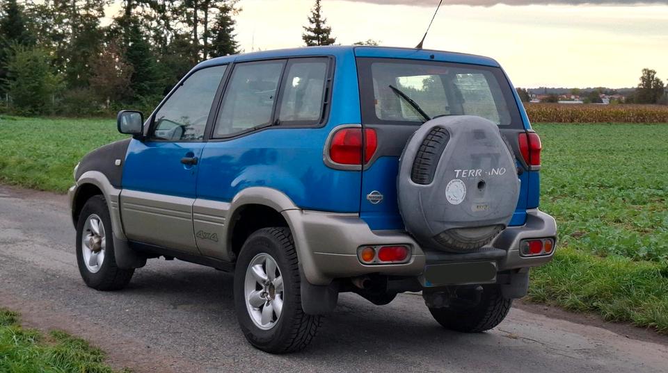 Nissan Terrano II R20 2.4 Benzin 4x4 пробіг: 130979 рік: April 2001 Benzin потужність:116 PS коробка: Manuell ціна: 2850 - Фото 4