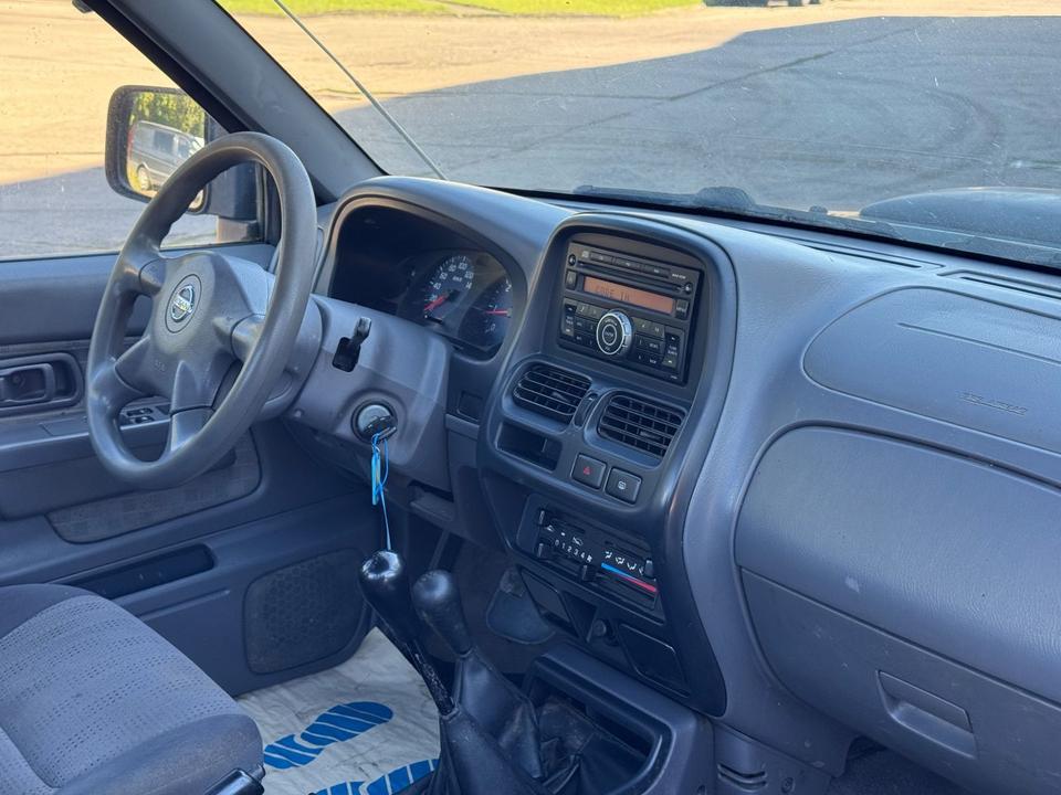 Nissan NP 300 Navara NP300 Pick-up King Cab 4X4 пробіг: 220159 рік: März 2011 Diesel потужність:133 PS коробка: Manuell ціна: 3999 - Фото 8