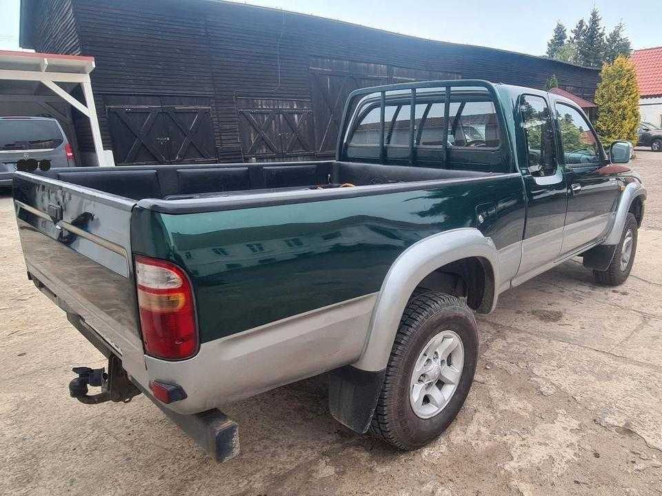 Придбати дешевий надійни джип Toyota Hilux 2.5 D 4x4 пробіг: 181400 рік: Oktober 2002 Diesel потужність:102 PS коробка: Manuell ціна: 4950