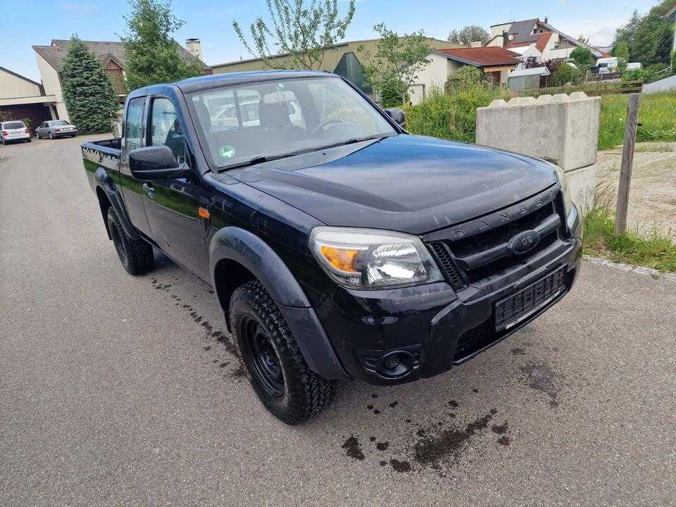 Ford Ranger XL Extrakabine 4X4 пробіг: 335000 рік: April 2011 Diesel потужність:143 PS коробка: Manuell ціна: 5999