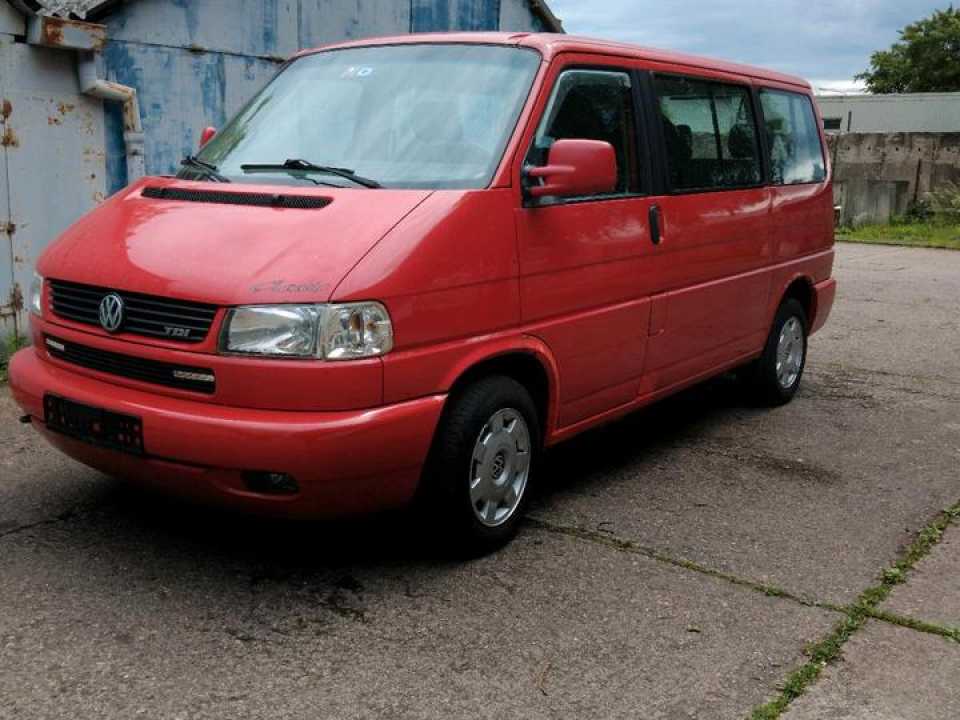 Volkswagen t4 multivan пробіг: 320000 рік: März 1998 Diesel потужність:102 PS коробка: Manuell ціна: 2999