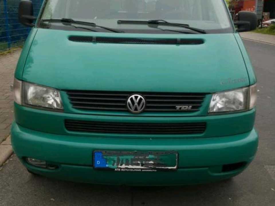 VW T4 Multivan 2,5 TDI пробіг: 489452 рік: März 1998 Diesel потужність:121 PS коробка: Manuell ціна: 3800