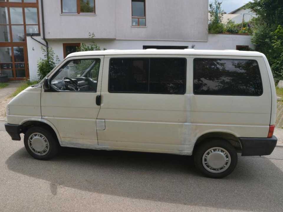 VW T4  пробіг: 355000 рік: Juni 1992 Diesel потужність:90 PS коробка: Manuell ціна: 3900