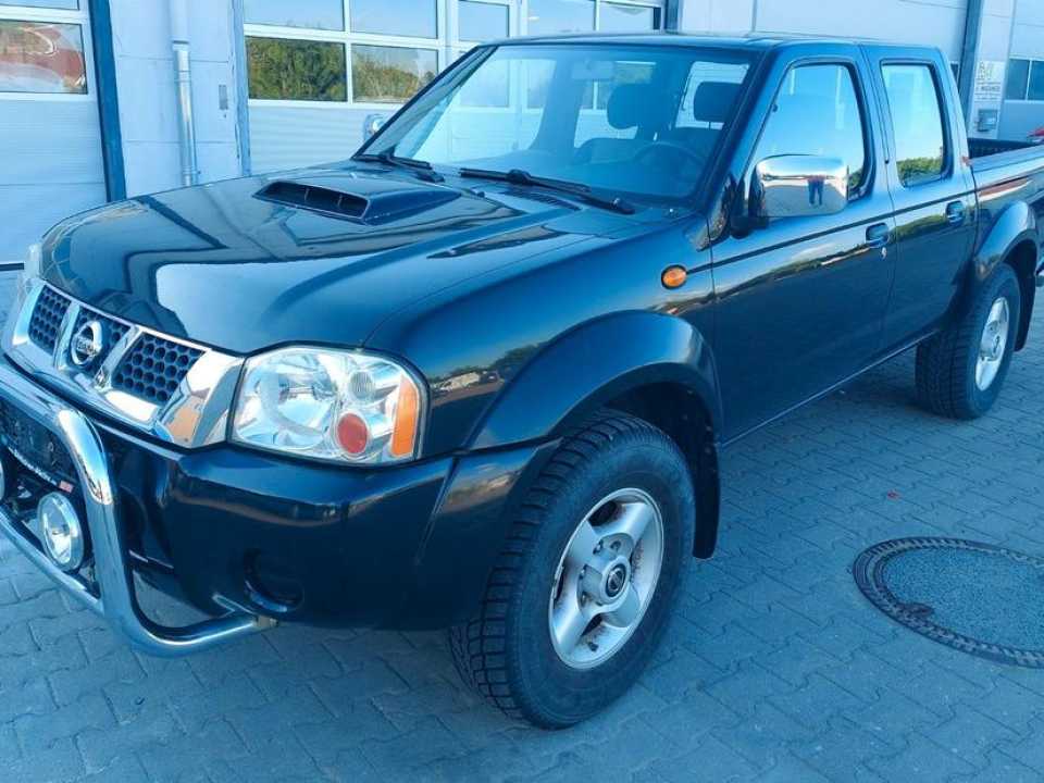 Nissan Navara NP300 Pick-up Double Cab 4X4 пробіг: 220000 рік: März 2009 Diesel потужність:133 PS коробка: Manuell ціна: 5500