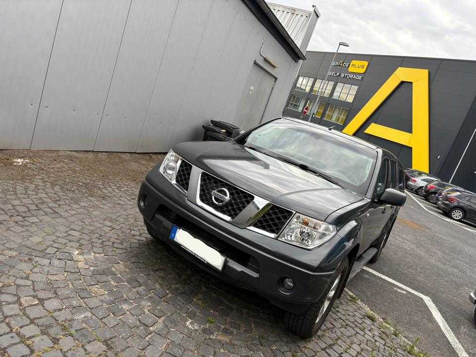 Nissan Navara   D40 4x4 Diesel Pickup Automatik пробіг: 284000 рік: Dezember 2006 Diesel ціна: 4850