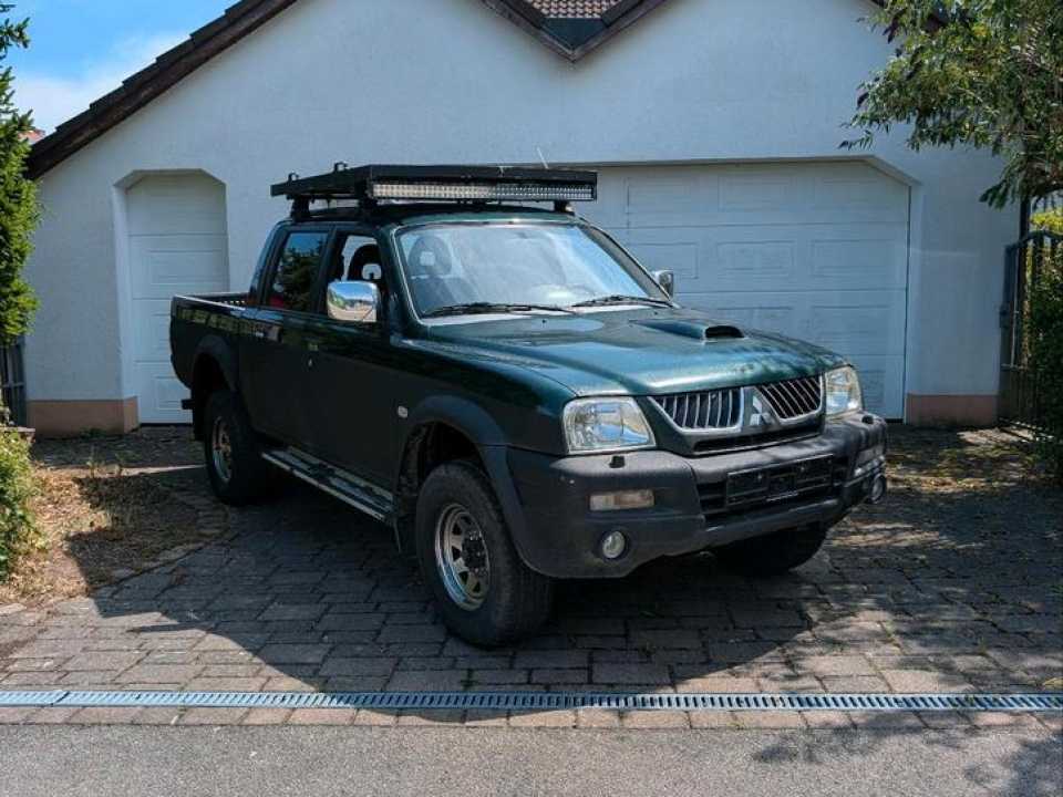  Mitsubishi L-Reihe пробіг: 216000 рік: Mai 2006 Diesel потужність:116 PS коробка: Manuell ціна: 6000