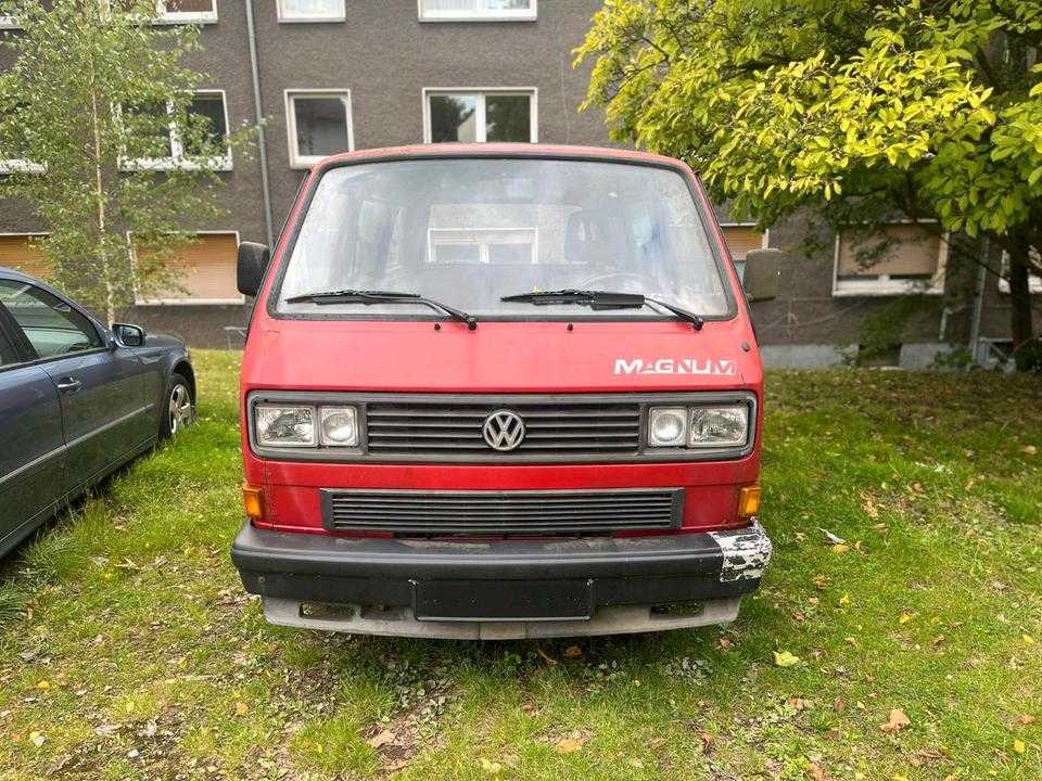 Vw T3 Multivan Magnum пробіг: 175000 рік: September 1988 Diesel потужність:69 PS коробка: Manuell ціна: 2990